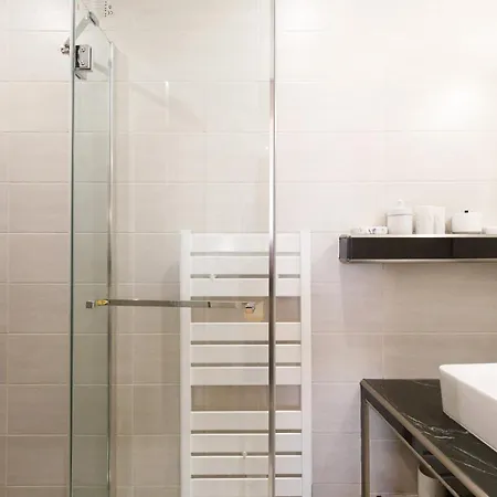 Little Garden Yourhosthelper Апартаменты Канны